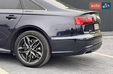 Седан Audi A6 2015 в 