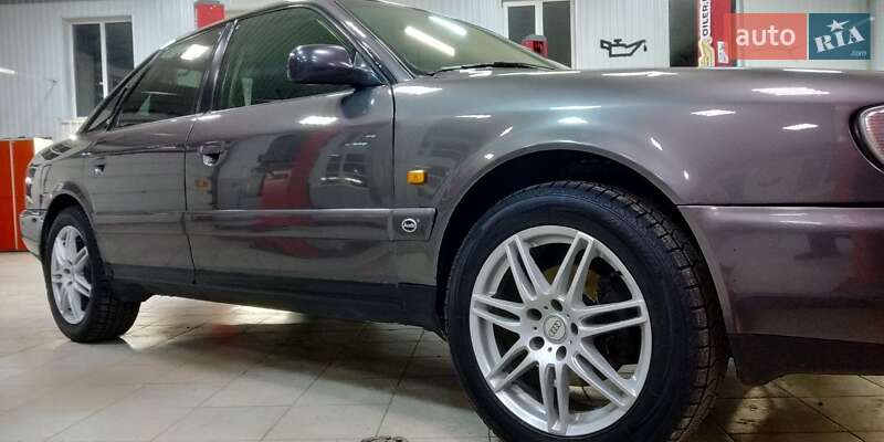 Седан Audi A6 1996 в Киеве