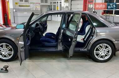 Седан Audi A6 1996 в 