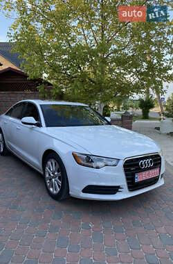 Седан Audi A6 2015 в 