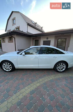Седан Audi A6 2015 в 