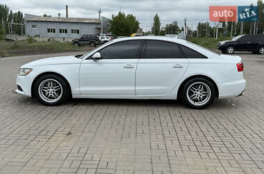 Седан Audi A6 2012 в 