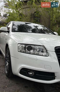 Седан Audi A6 2010 в 