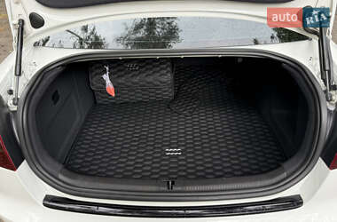 Седан Audi A6 2010 в 