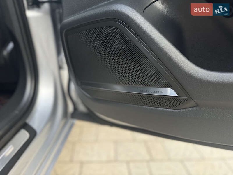 Седан Audi A6 2019 в Ровно