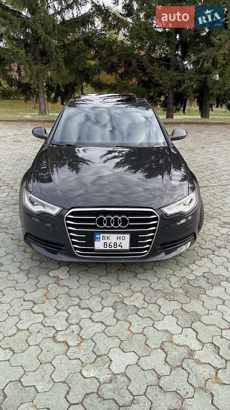 Седан Audi A6 2013 в Дубно