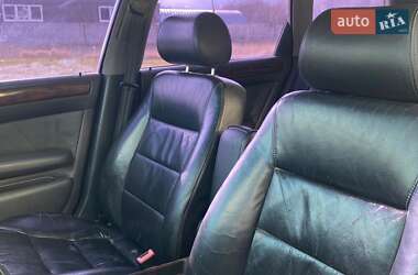 Универсал Audi A6 2001 в 