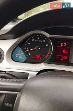 Седан Audi A6 2010 в 