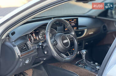 Седан Audi A6 2012 в 