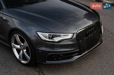 Седан Audi A6 2012 в 