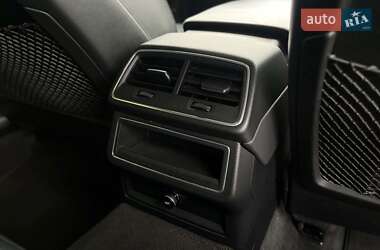 Седан Audi A6 2020 в 