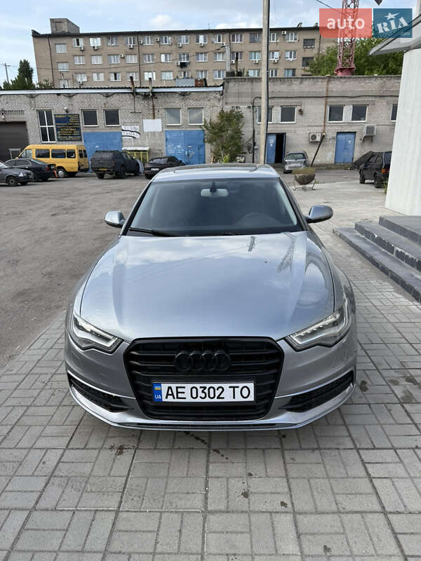 Седан Audi A6 2013 в 