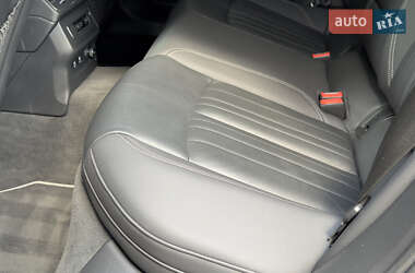 Седан Audi A6 2020 в 