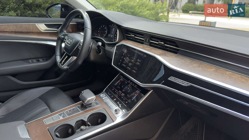 Седан Audi A6 2020 в Киеве