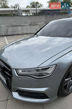 Седан Audi A6 2015 в 