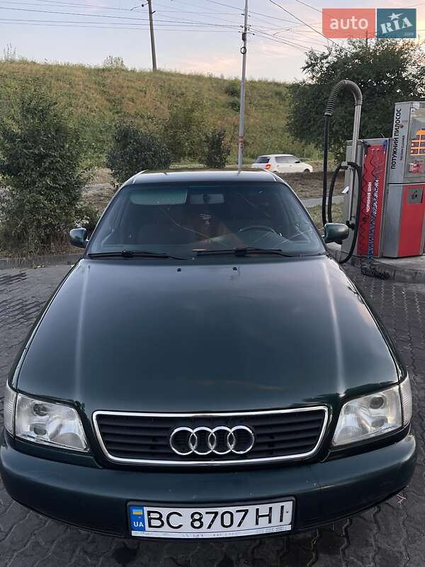 Седан Audi A6 1996 в Львові