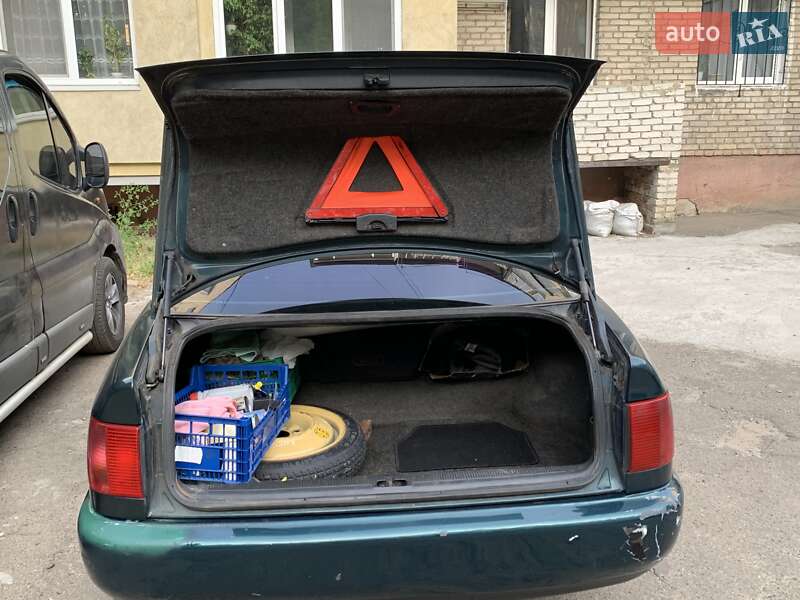 Седан Audi A6 1996 в Львові