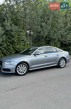 Седан Audi A6 2014 в 
