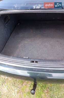 Седан Audi A6 2002 в 