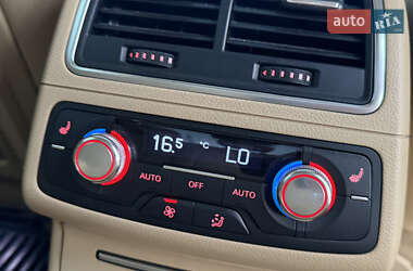 Седан Audi A6 2013 в 