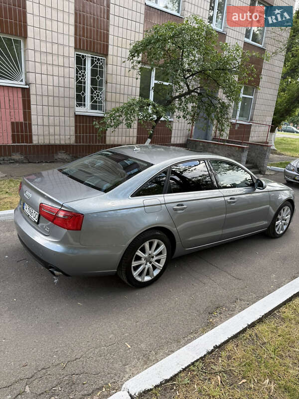 Седан Audi A6 2012 в Киеве