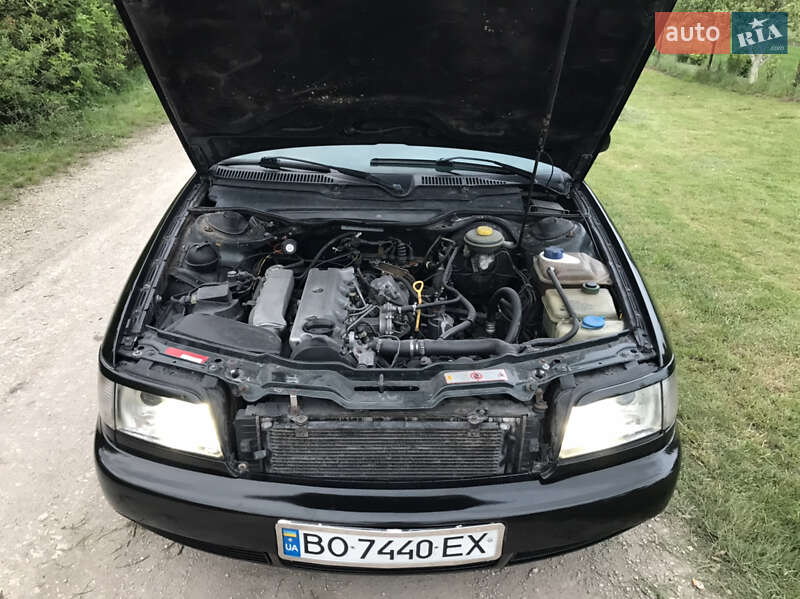 Універсал Audi A6 1995 в Волочиську