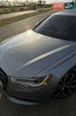 Седан Audi A6 2012 в 