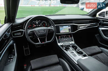 Универсал Audi A6 2018 в 