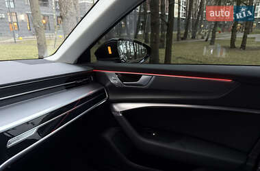 Седан Audi A6 2021 в 