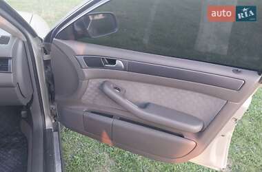 Седан Audi A6 2001 в 