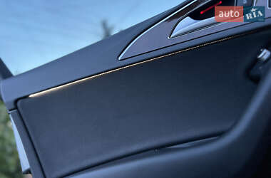 Седан Audi A6 2013 в 