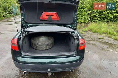 Седан Audi A6 2001 в 