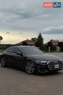 Седан Audi A6 2019 в 