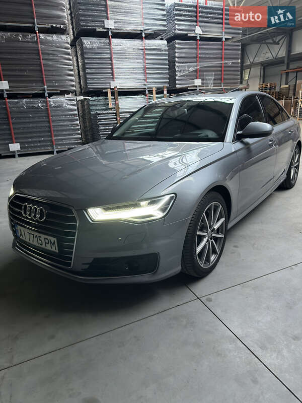 Седан Audi A6 2015 в Черновцах