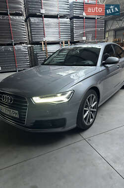 Седан Audi A6 2015 в 