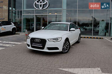 Седан Audi A6 2014 в Ровно