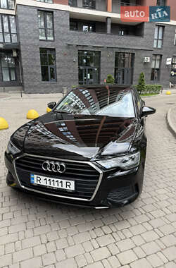Седан Audi A6 2021 в 