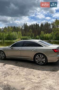 Седан Audi A6 2019 в 
