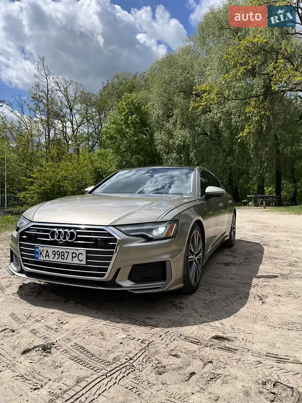 Седан Audi A6 2019 в 