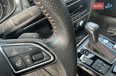 Седан Audi A6 2018 в 