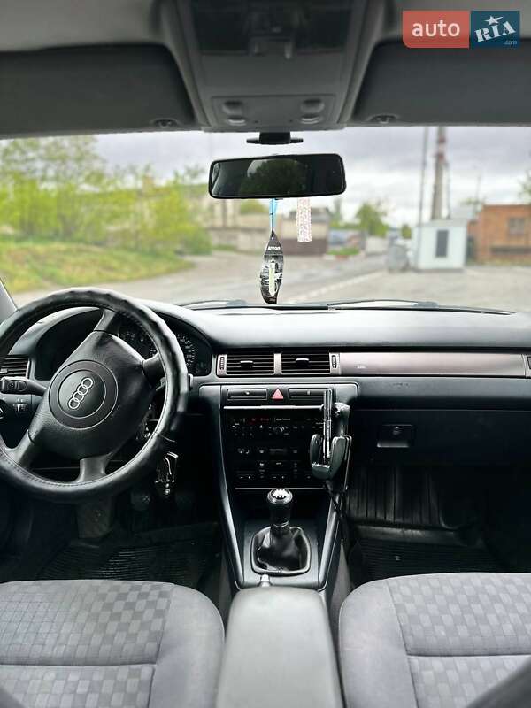 Седан Audi A6 1998 в Виннице