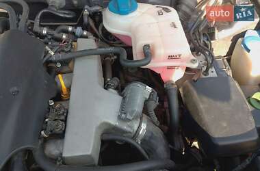 Седан Audi A6 2002 в 