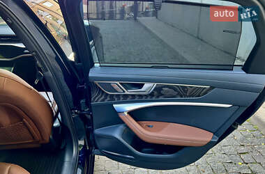 Седан Audi A6 2018 в 
