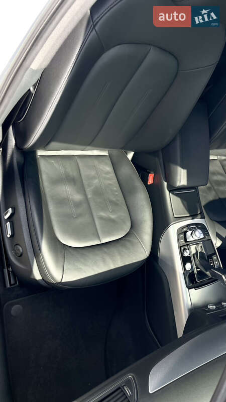 Седан Audi A6 2018 в Днепре