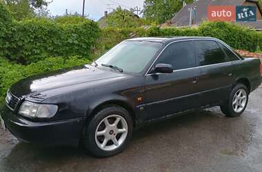 Седан Audi A6 1995 в Ромнах