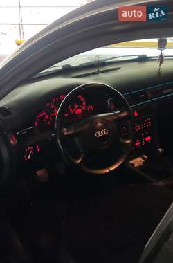 Универсал Audi A6 1998 в 