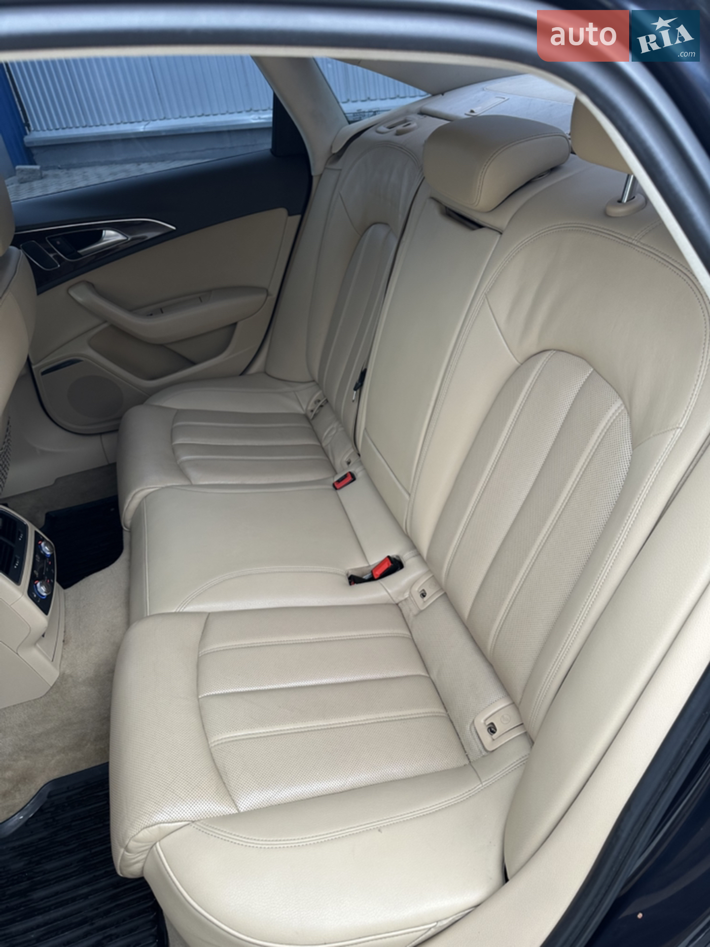 2011 Audi A6 - мініатюра 6