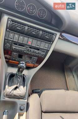 Седан Audi A6 1996 в 