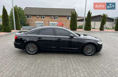Седан Audi A6 2013 в 