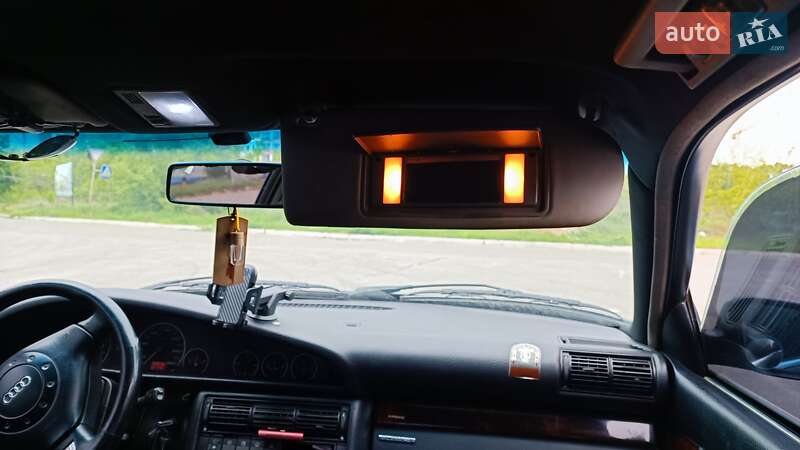 Седан Audi A6 1995 в Чернигове